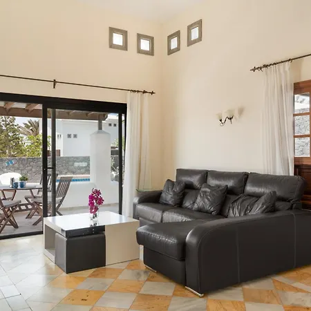 Вилла Faro Park With Private Pool