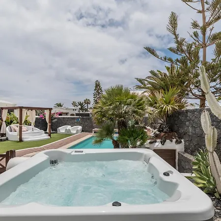 Faro Park With Private Pool * Playa Blanca (Lanzarote)