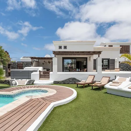 Faro Park With Private Pool * Playa Blanca (Lanzarote)